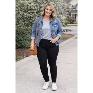 RE-generation by Celebrity Pink Womens High Rise Skinny Jeans Black Rinse 7/28